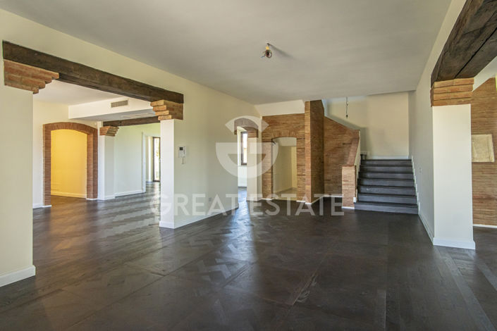 Image No.6-12 Bed Country House for sale