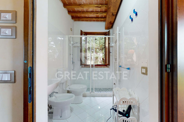 Image No.24-Maison de campagne de 5 chambres à vendre à Castiglione del Lago