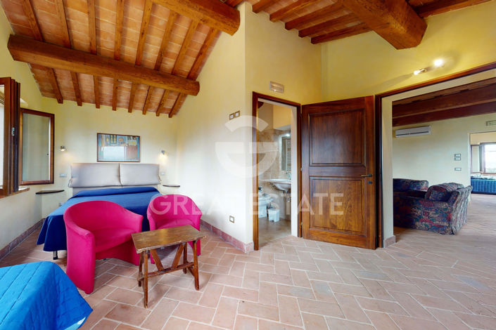 Image No.31-Maison de campagne de 5 chambres à vendre à Castiglione del Lago