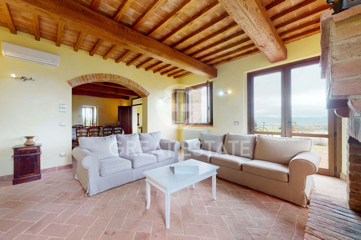 Image No.6-Maison de campagne de 5 chambres à vendre à Castiglione del Lago