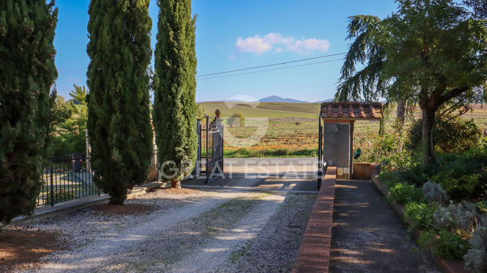 Image No.18-3 Bed Villa for sale