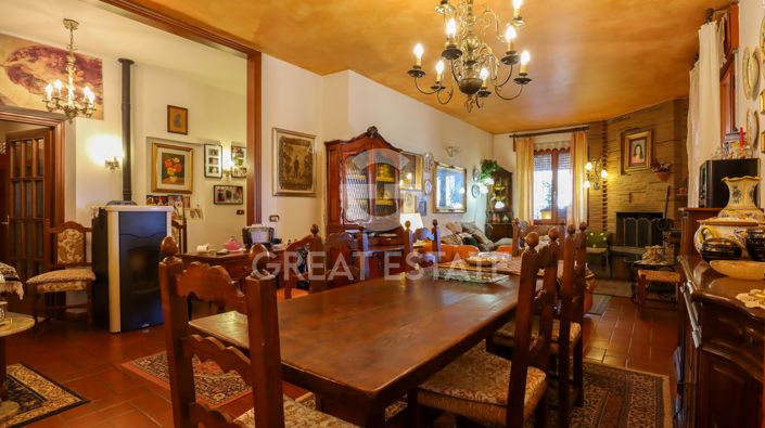 Image No.5-3 Bed Villa for sale