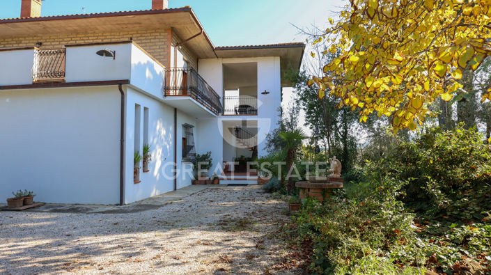 Image No.7-3 Bed Villa for sale