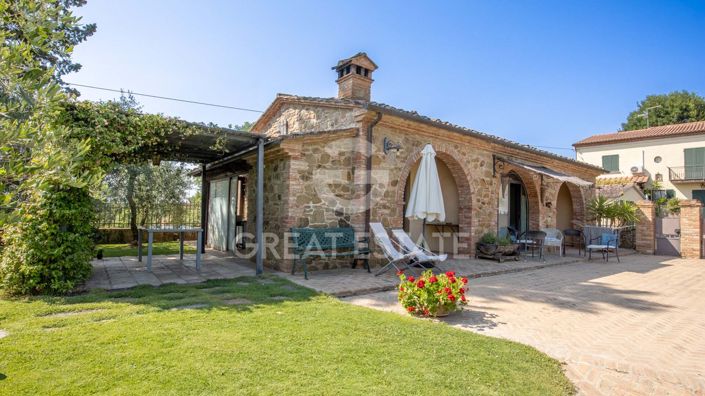 Image No.12-5 Bed Country House for sale