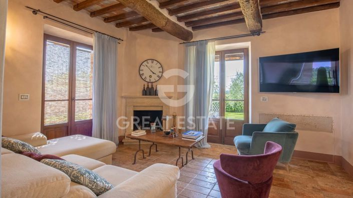 Image No.19-5 Bed Country House for sale