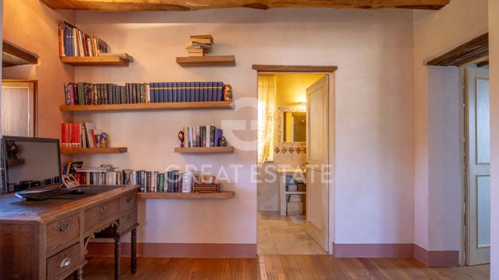 Image No.26-5 Bed Country House for sale