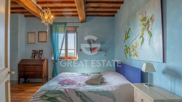 Image No.33-5 Bed Country House for sale