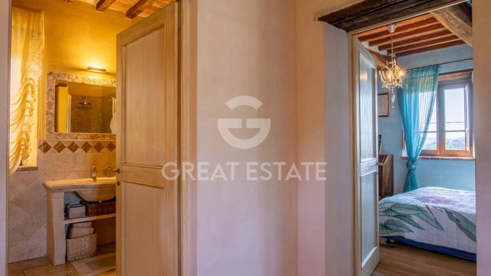 Image No.35-5 Bed Country House for sale