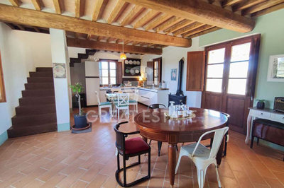 vendesi-rustico-casale-in-toscana-siena-san-c