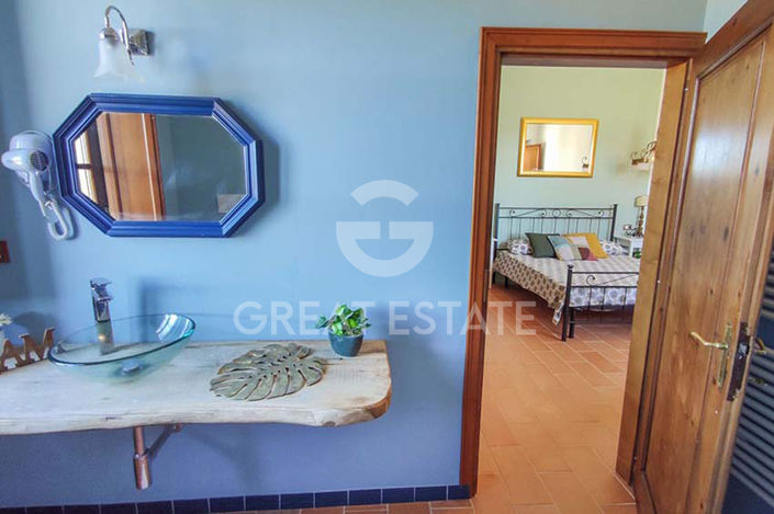 Image No.36-Maison de campagne de 3 chambres à vendre à San Casciano dei Bagni