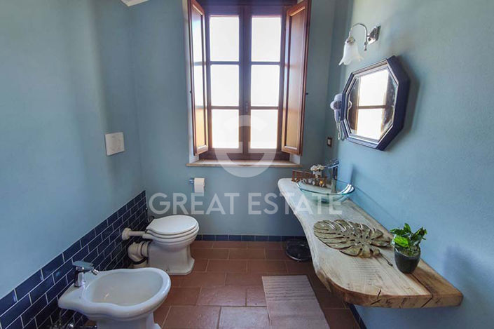 Image No.38-Maison de campagne de 3 chambres à vendre à San Casciano dei Bagni