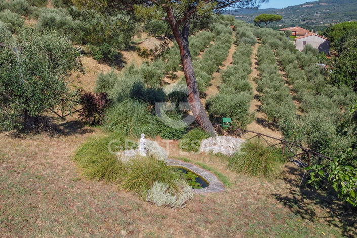 Image No.10-Maison de campagne de 3 chambres à vendre à Pérouse