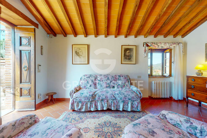 Image No.17-Maison de campagne de 3 chambres à vendre à Pérouse