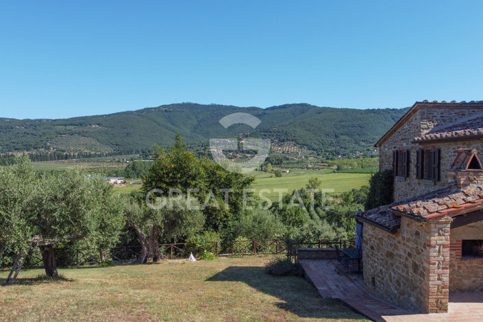 Image No.28-Maison de campagne de 3 chambres à vendre à Pérouse