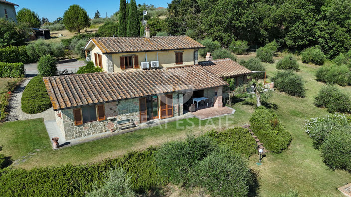 Image No.9-Maison de campagne de 3 chambres à vendre à Cortona