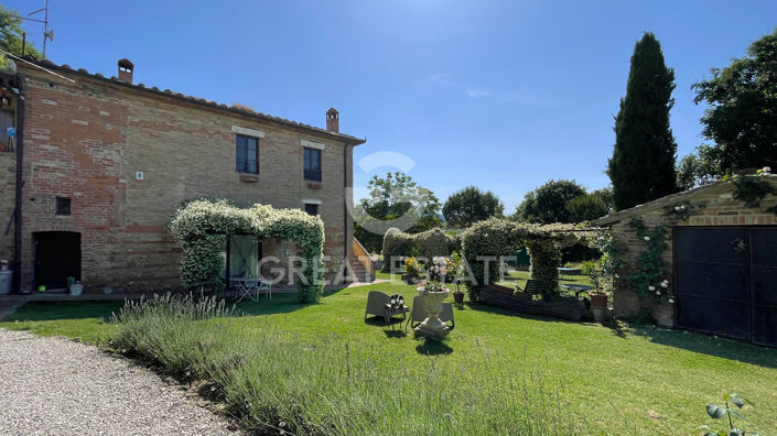 Image No.22-Maison de campagne de 7 chambres à vendre à Montepulciano
