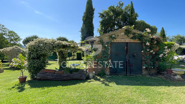 Image No.23-Maison de campagne de 7 chambres à vendre à Montepulciano