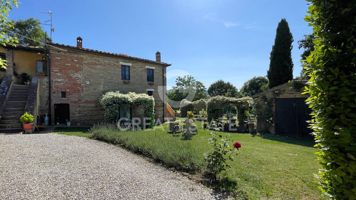 Image No.26-Maison de campagne de 7 chambres à vendre à Montepulciano