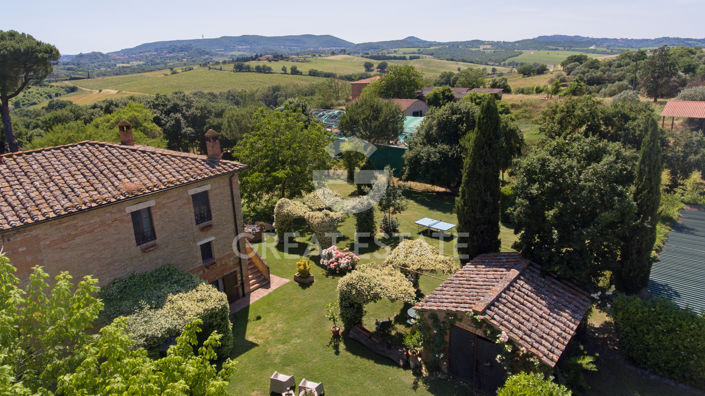 Image No.28-Maison de campagne de 7 chambres à vendre à Montepulciano