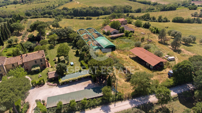 Image No.30-Maison de campagne de 7 chambres à vendre à Montepulciano