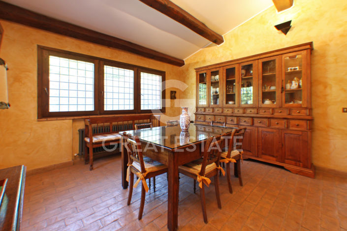 Image No.13-Maison de campagne de 5 chambres à vendre à Giove