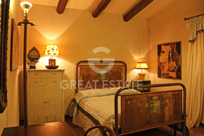 Image No.20-Maison de campagne de 5 chambres à vendre à Giove