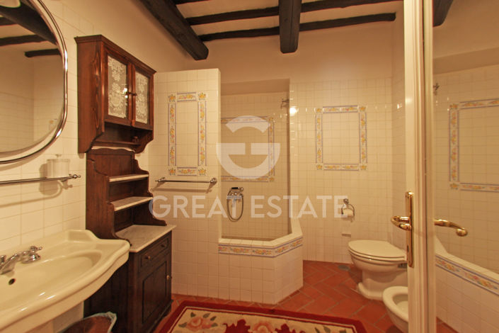 Image No.22-Maison de campagne de 5 chambres à vendre à Giove