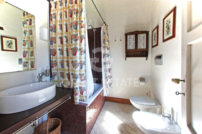 Image No.24-Maison de campagne de 5 chambres à vendre à Giove