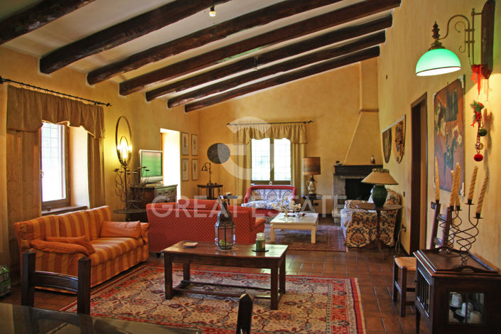 Image No.29-Maison de campagne de 5 chambres à vendre à Giove