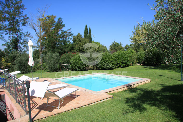 Image No.32-Maison de campagne de 5 chambres à vendre à Giove