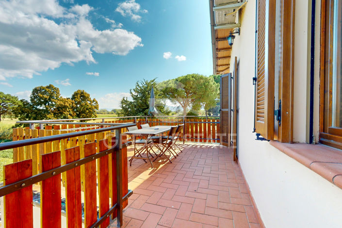 Image No.14-Maison de campagne de 8 chambres à vendre à Castiglione del Lago