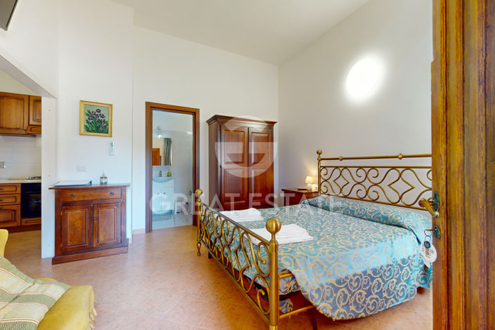 Image No.35-Maison de campagne de 8 chambres à vendre à Castiglione del Lago