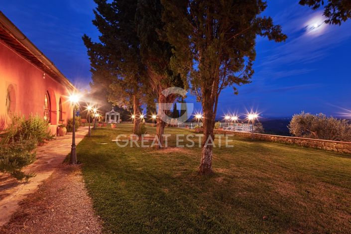 Image No.23-8 Bed Country House for sale