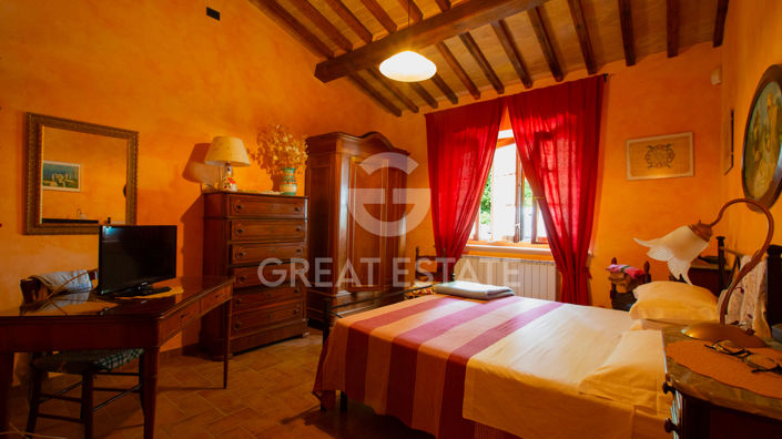 Image No.32-Maison de campagne de 6 chambres à vendre à Sarteano