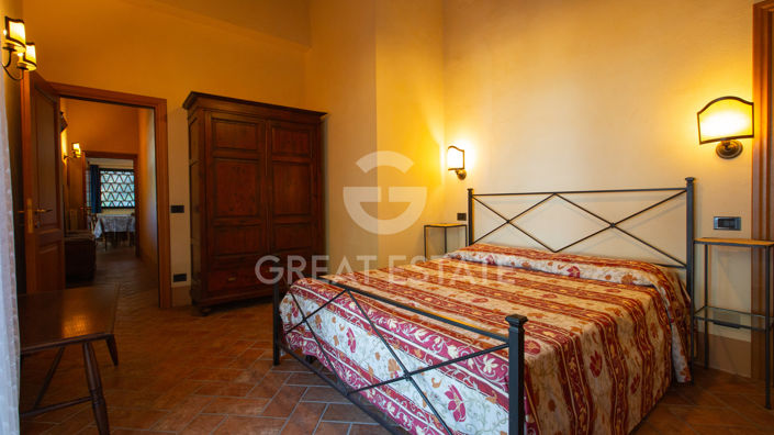 Image No.52-Maison de campagne de 6 chambres à vendre à Sarteano