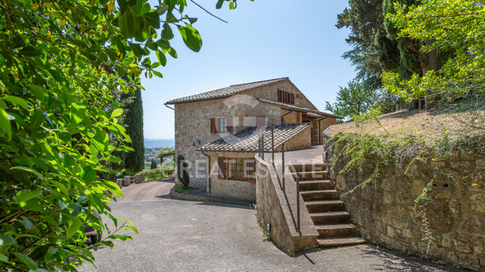 Image No.9-Maison de campagne de 6 chambres à vendre à Sarteano