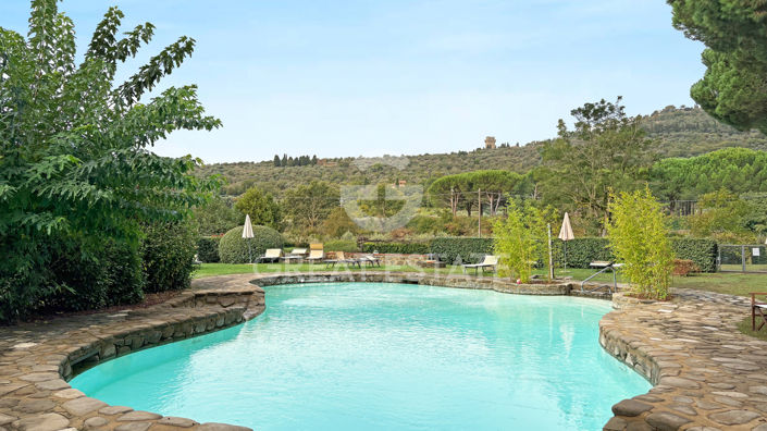 Image No.20-2 Bed Apartment for sale