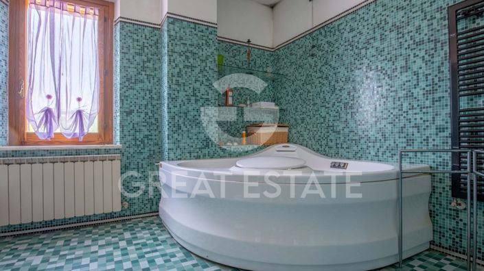 Image No.37-Maison de campagne de 7 chambres à vendre à Corciano