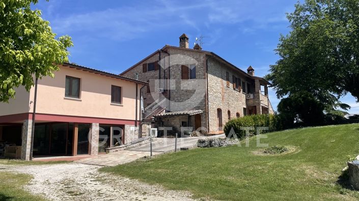 Image No.7-Maison de campagne de 7 chambres à vendre à Corciano