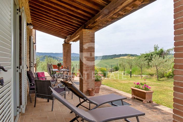 Image No.21-Maison de campagne de 8 chambres à vendre à Acquasparta