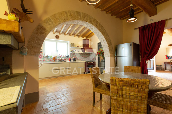 Image No.35-Maison de campagne de 8 chambres à vendre à Acquasparta