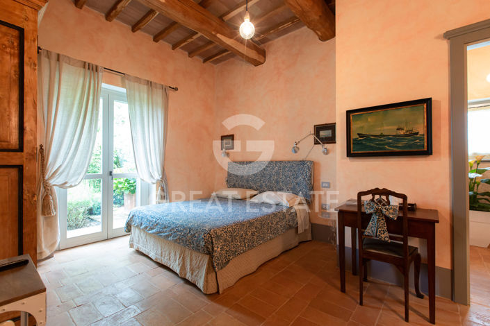 Image No.41-Maison de campagne de 8 chambres à vendre à Acquasparta