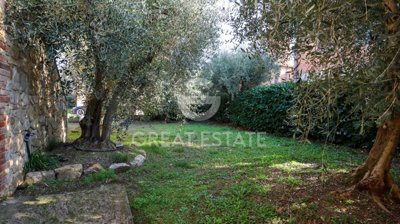 vendesi-rustico-casale-in-umbria-perugia-cast