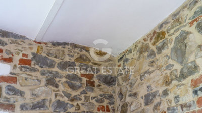 vendesi-rustico-casale-in-umbria-perugia-cast