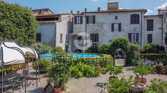 Image No.7-Maison de ville de 5 chambres à vendre à Castiglione del Lago