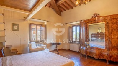 vendesi-rustico-casale-in-umbria-perugia-cast