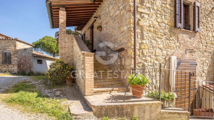 Image No.2-Maison de campagne de 2 chambres à vendre à Castiglione del Lago