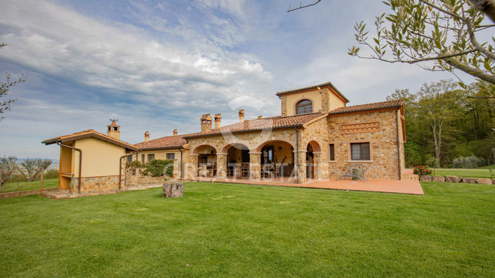 Image No.7-5 Bed Country House for sale