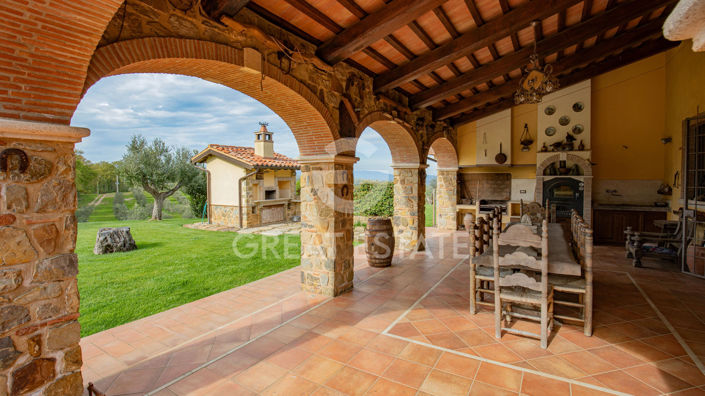 Image No.8-5 Bed Country House for sale