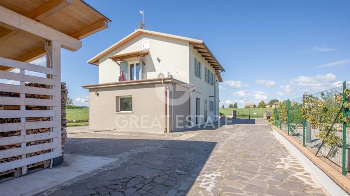 Image No.3-Villa de 3 chambres à vendre à Castiglione del Lago